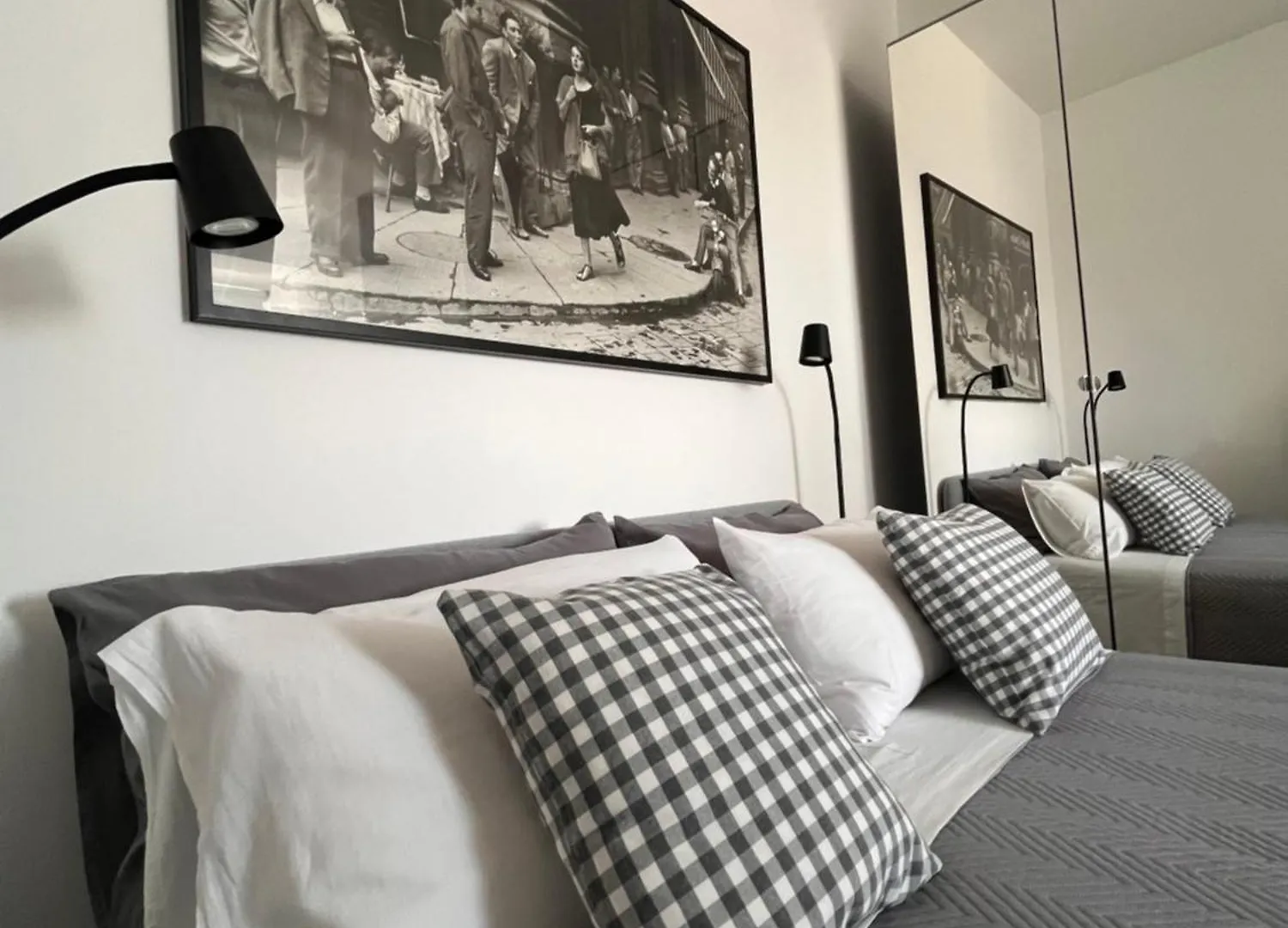 Studio 18 Bari 0*,  Italy